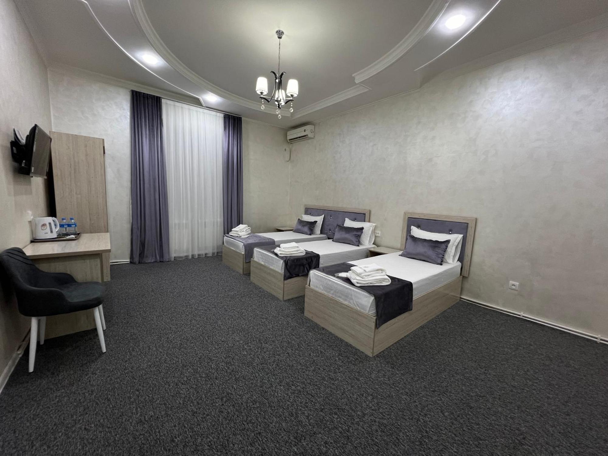 Art Tashkent Hotel Buitenkant foto