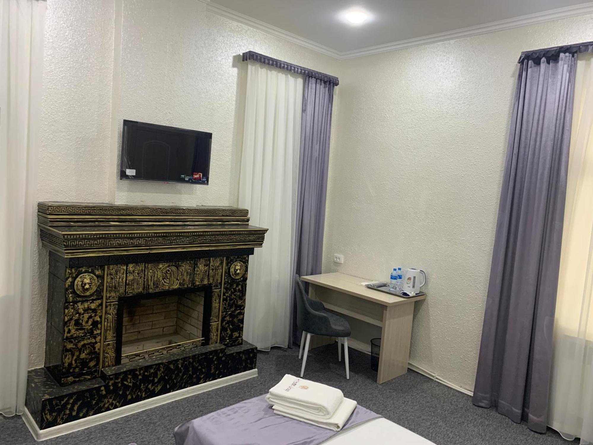Art Tashkent Hotel Buitenkant foto