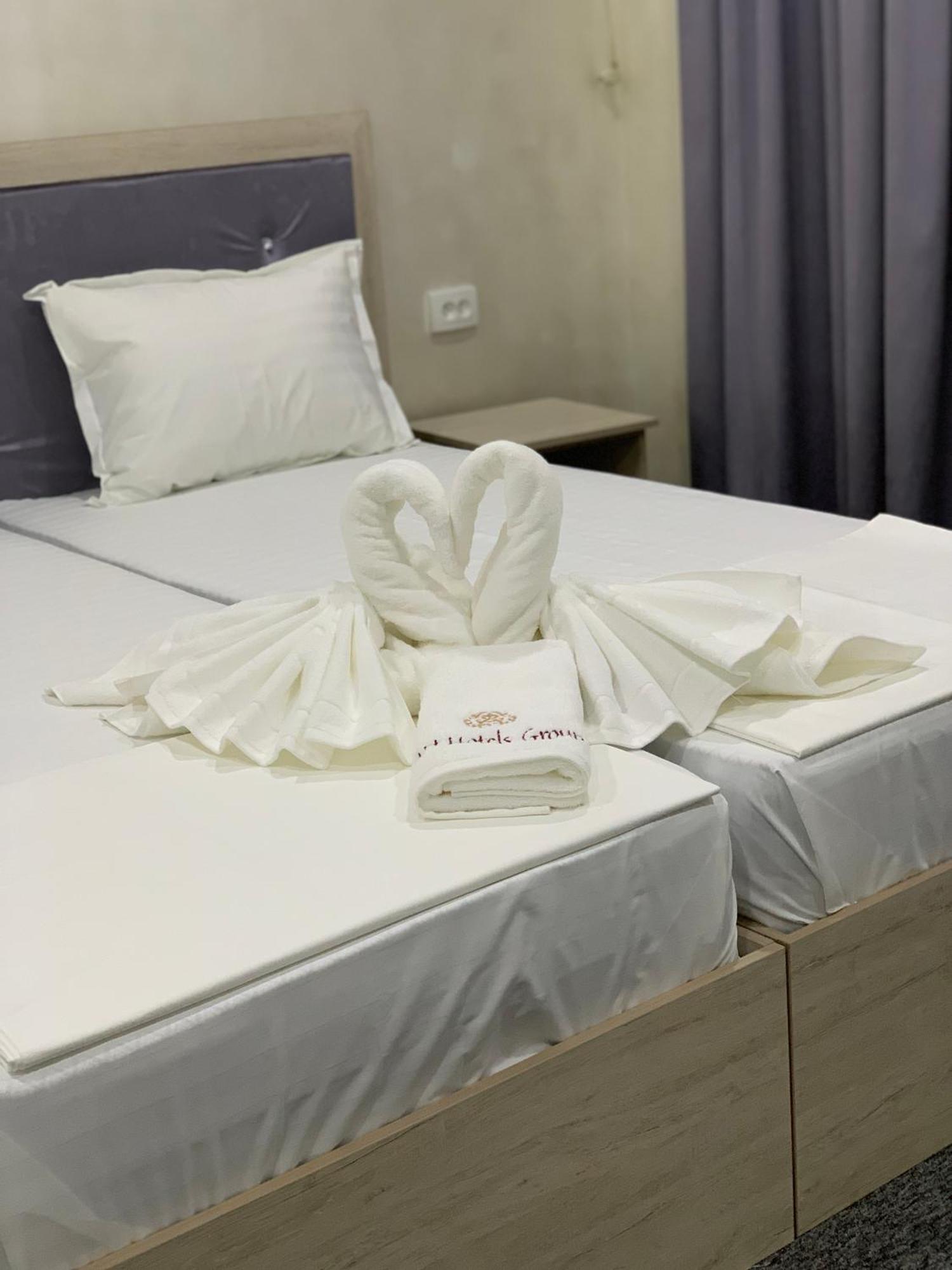 Art Tashkent Hotel Buitenkant foto
